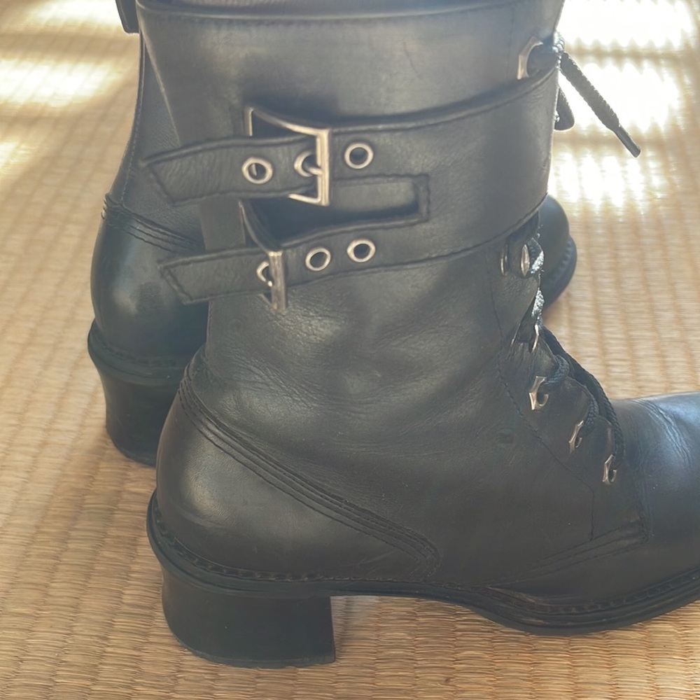 ๐ REAL LEATHER Moto Boots 2โ heel - Picture 5 of 10